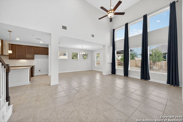 Image 9 of 36 For 12455 Diagon Alley