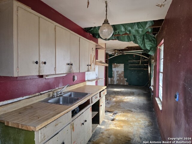 Image 4 of 9 For 3111 Kiowa  