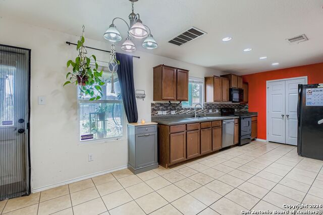 Image 9 of 31 For 2331 Rosillos Peak