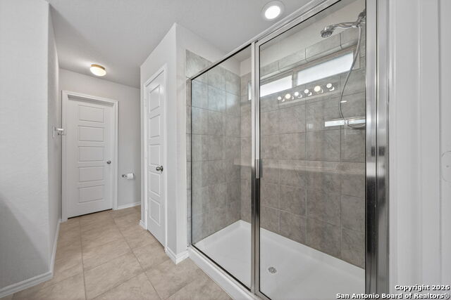 Image 18 of 26 For 7350 Braes Corner