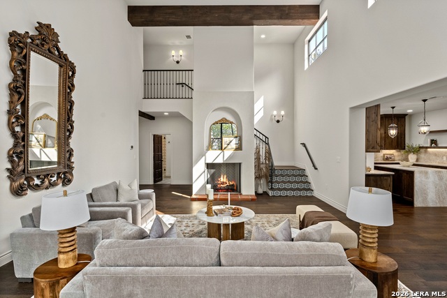 Image 10 of 44 For 215 Canyon Dr