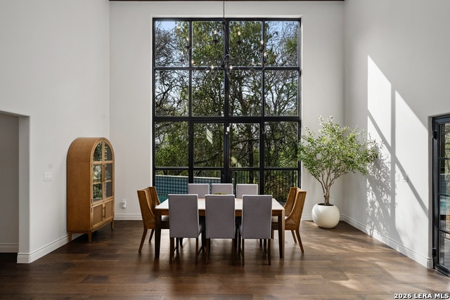 Image 12 of 44 For 215 Canyon Dr