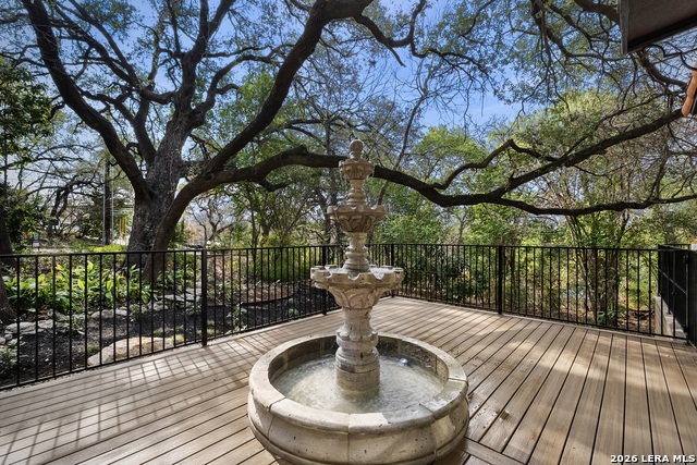 Image 14 of 44 For 215 Canyon Dr