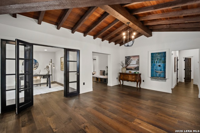 Image 15 of 44 For 215 Canyon Dr