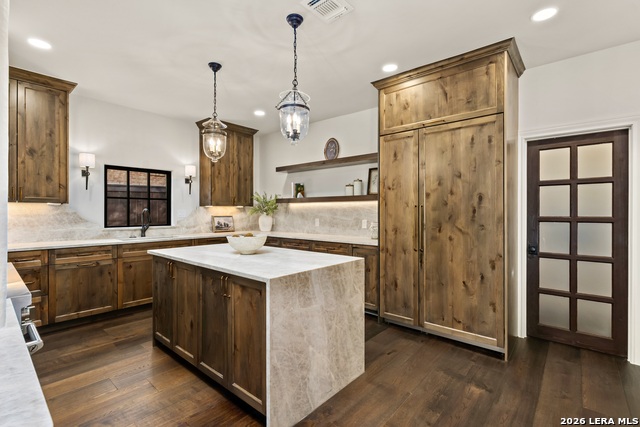 Image 18 of 44 For 215 Canyon Dr