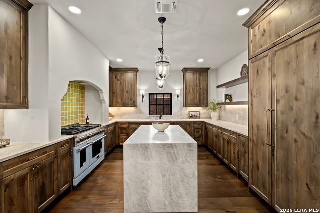 Image 21 of 44 For 215 Canyon Dr