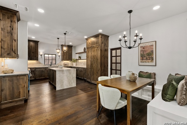 Image 22 of 44 For 215 Canyon Dr