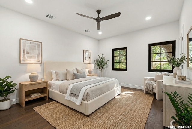 Image 32 of 44 For 215 Canyon Dr