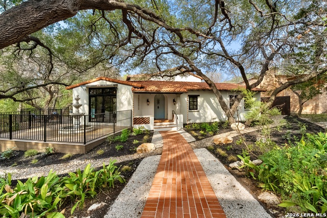 Image 4 of 44 For 215 Canyon Dr