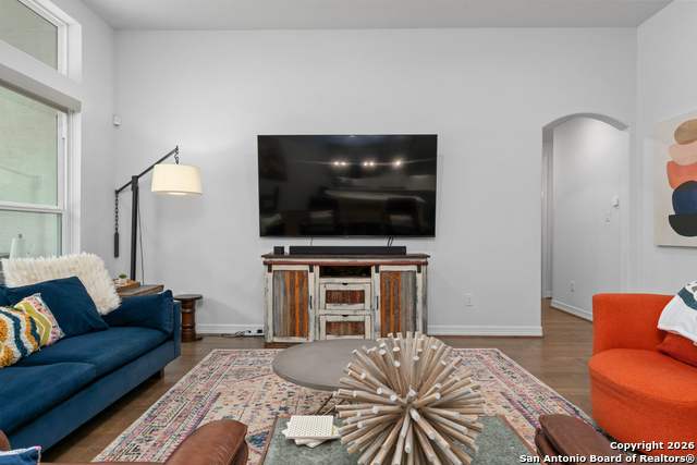 Image 7 of 30 For 8517 Dana Elms