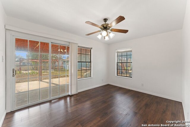 Image 11 of 24 For 710 Darby  