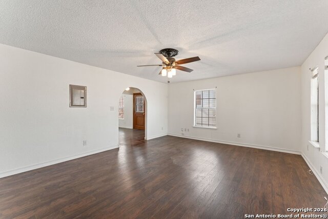 Image 7 of 24 For 710 Darby  