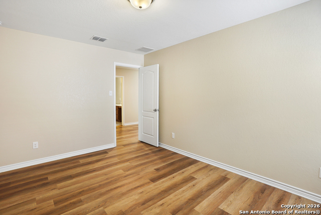 Listing photo id 23 for 691 Anthem Ln