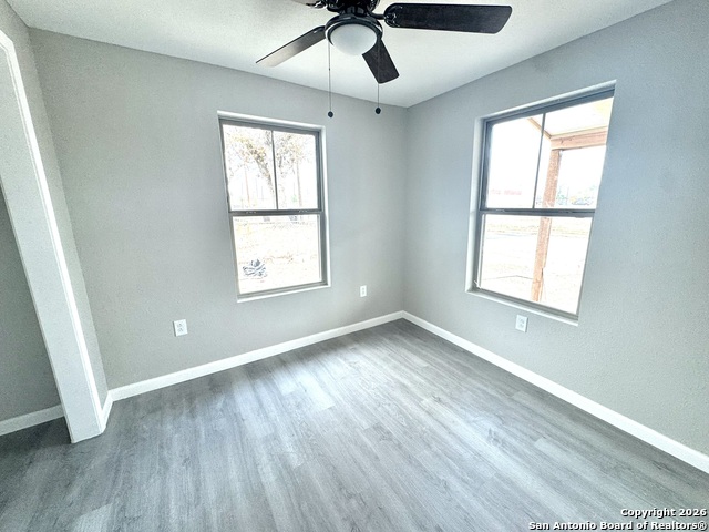 Image 5 of 10 For 323 Juanita  