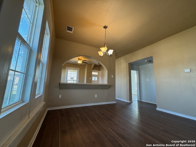 Image 7 of 20 For 923. Saint Anthony