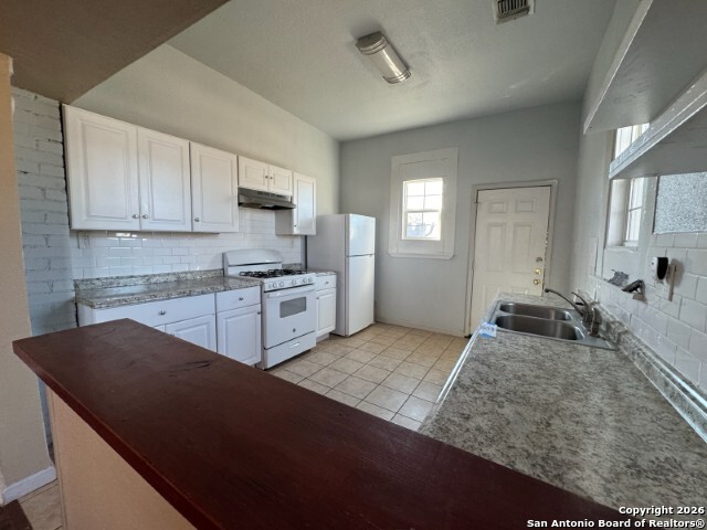 Image 8 of 20 For 923. Saint Anthony