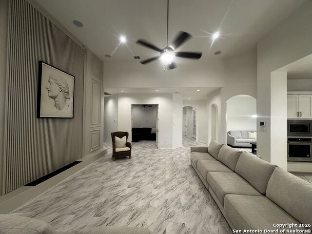 Image 26 of 47 For 1603 Oak Willow