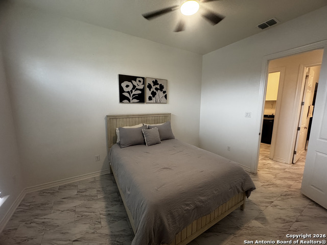 Image 7 of 47 For 1603 Oak Willow