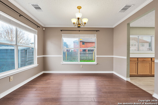 Image 6 of 24 For 3321 Fresno Pl