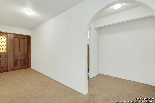 Image 4 of 26 For 1080 Forest Trl