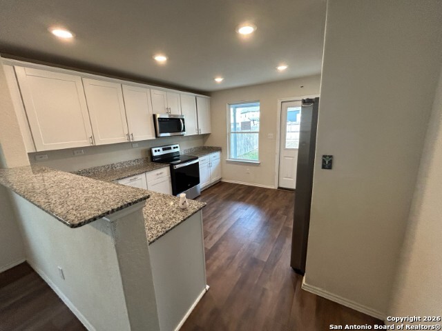 Image 10 of 22 For 4153 Lily Glade