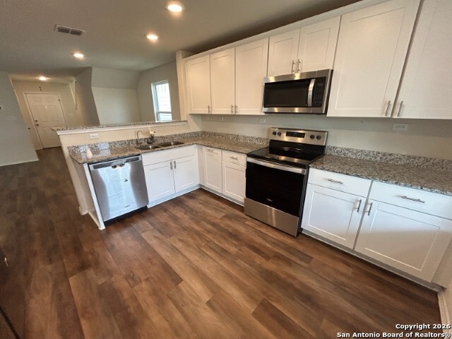 Image 11 of 22 For 4153 Lily Glade