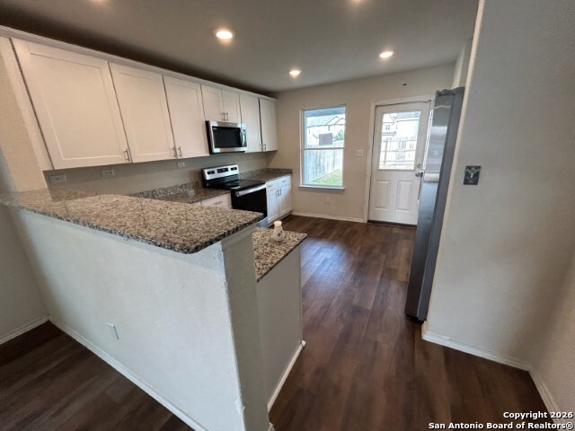 Image 12 of 22 For 4153 Lily Glade