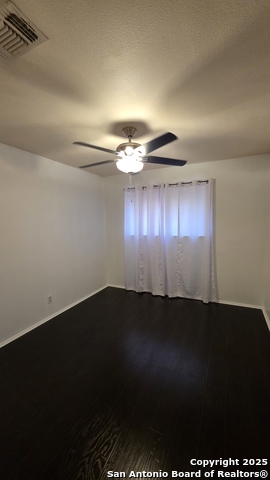 Image 29 of 36 For 2202 Orange Blossom