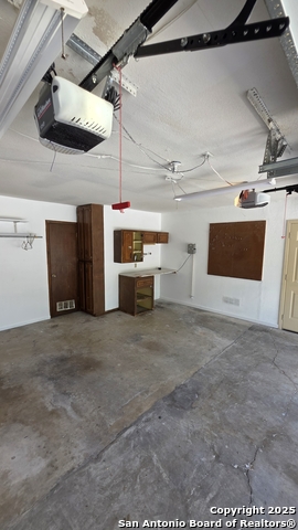 Image 35 of 36 For 2202 Orange Blossom