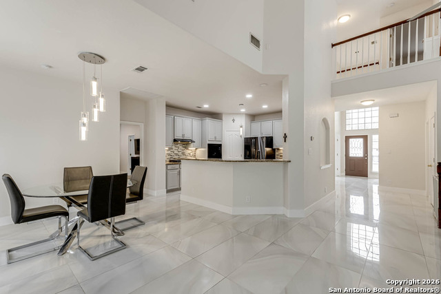 Image 13 of 46 For 25916 Stone Cyn