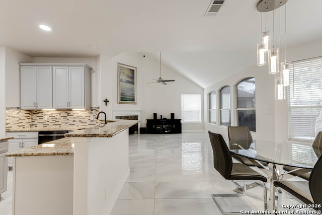 Image 15 of 46 For 25916 Stone Cyn