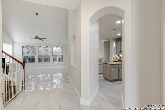 Image 8 of 46 For 25916 Stone Cyn