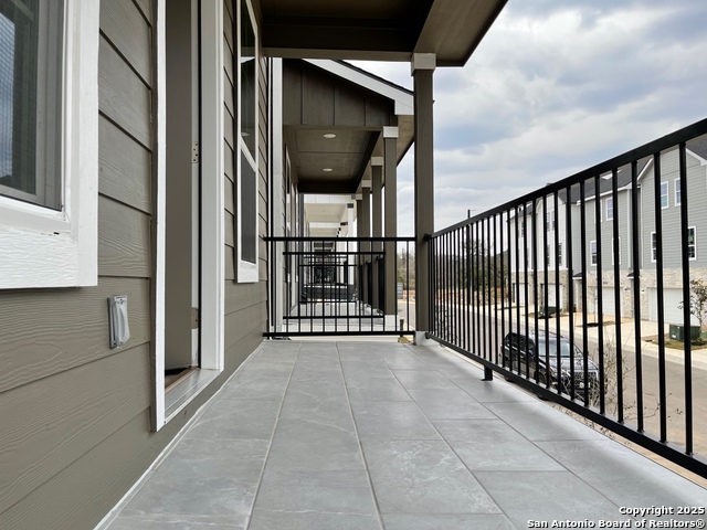 Image 15 of 20 For 21506 James Charles