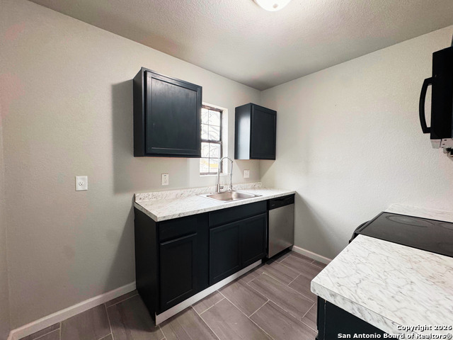 Image 4 of 15 For 2815 Pine S