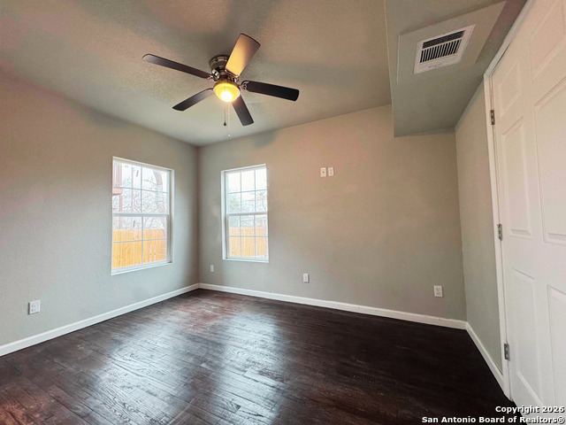 Image 9 of 15 For 2815 Pine S