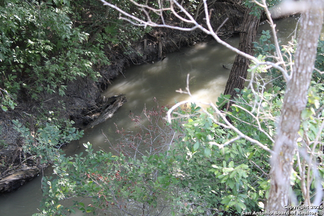 Image 11 of 18 For 760-1 N Greytown Rd