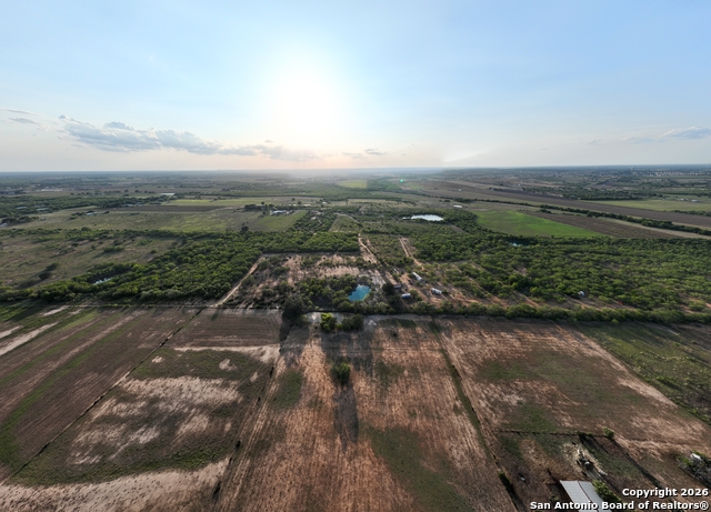 Image 3 of 18 For 760-1 N Greytown Rd