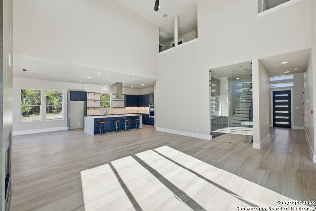 Image 11 of 59 For 220 Sendera  