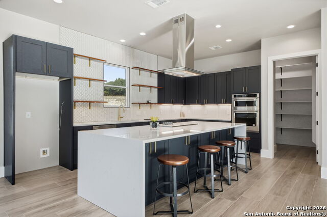 Image 14 of 59 For 220 Sendera  