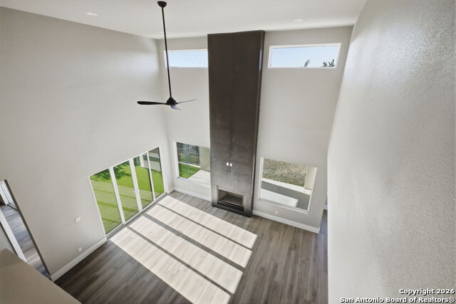 Image 27 of 59 For 220 Sendera  