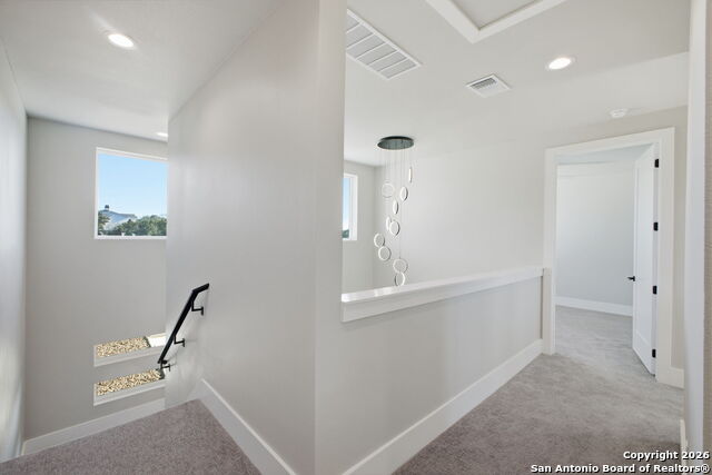 Image 28 of 59 For 220 Sendera  