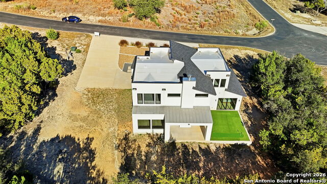 Image 44 of 59 For 220 Sendera  