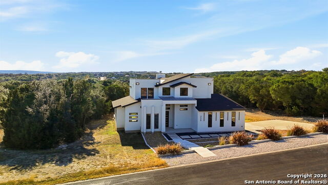 Image 46 of 59 For 220 Sendera  