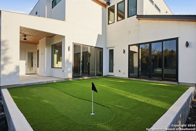 Image 51 of 59 For 220 Sendera  