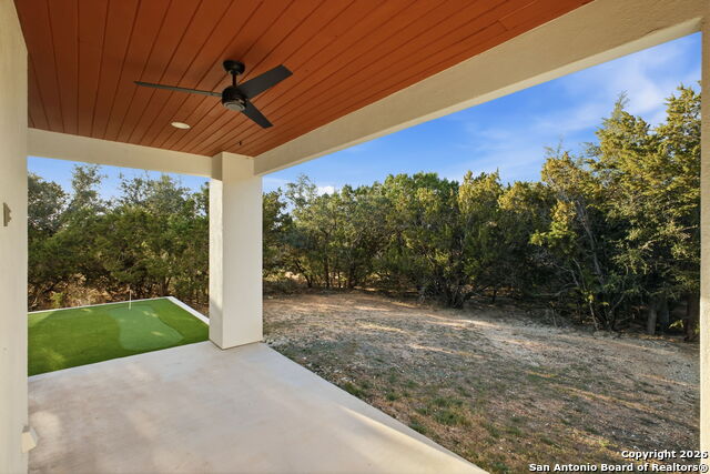 Image 52 of 59 For 220 Sendera  