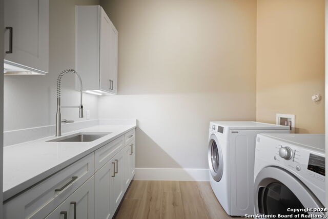 Image 54 of 59 For 220 Sendera  