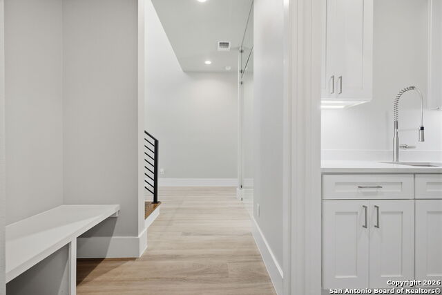 Image 55 of 59 For 220 Sendera  