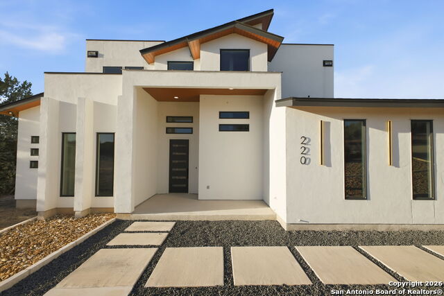 Image 7 of 59 For 220 Sendera  