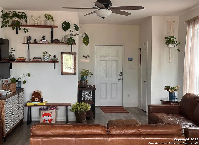 Image 6 of 12 For 4515 Via Sonoma