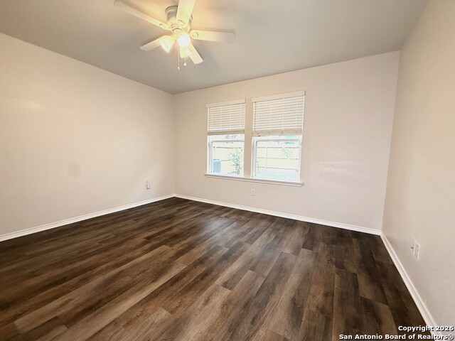 Image 10 of 22 For 7325 Yucca Pl